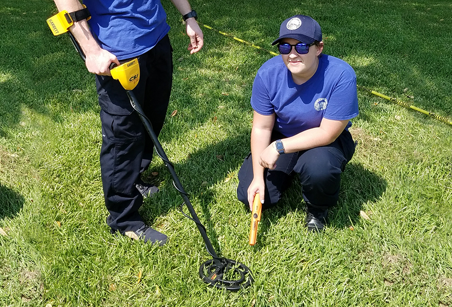 How To Use Metal Detectors For Crime Scene Investigation